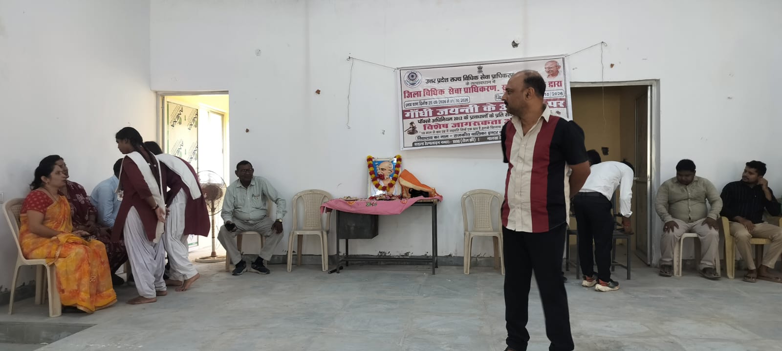 गांधी जयंती पर विशेष विधिक जागरूकता अभियान, विद्यालयों में प्रभात फेरी, नुक्कड़ नाटक और पोस्टर प्रतियोगिता का आयोजन*